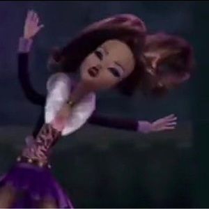 Meet your Posher, Reee